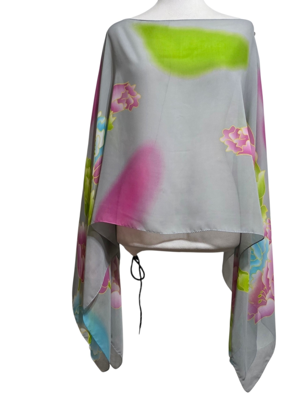 Kokomo Silk Blend Floral Kimono Poncho Shawl Wrap One Size Gray Pink Blue Green